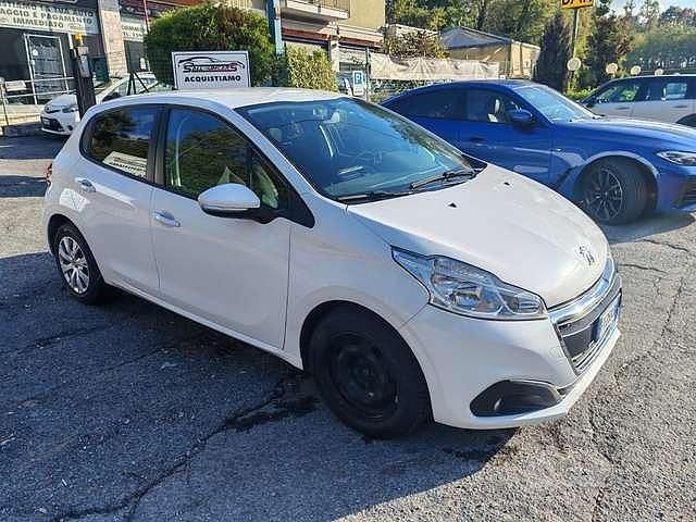Usata Peugeot 208 Active 101 CV (74 kW) 2018 Bianco Utilitaria