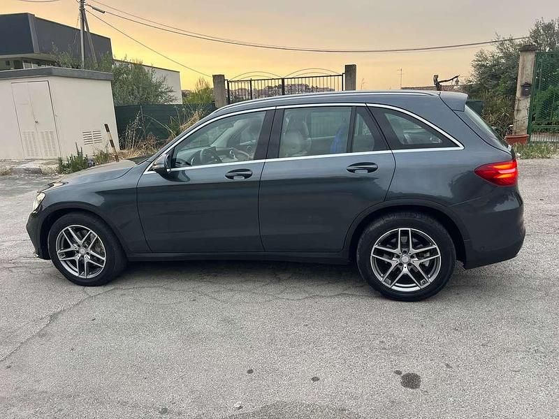 Usata Mercedes GLC250 Premium 204 CV (150 kW) 2016 Blu/azzurro SUV