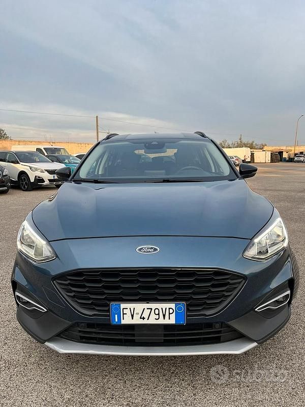 Usata Ford Focus Active 120 CV (88 kW) 2019 Blu Station wagon