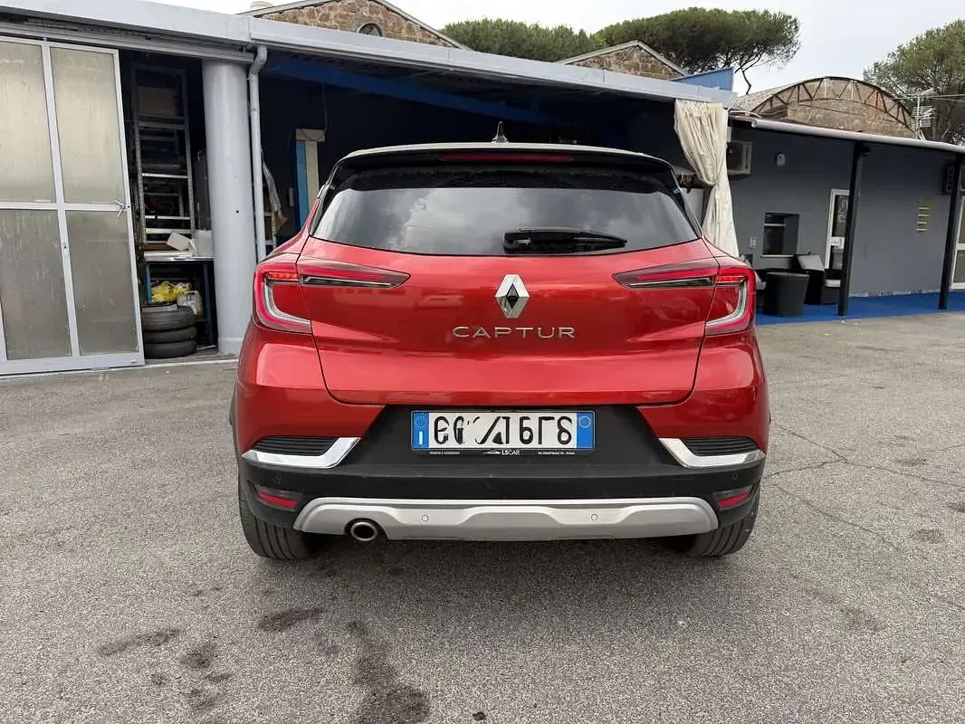 Usata Renault Captur R.S. 101 CV (74 kW) 2021 Rosso SUV