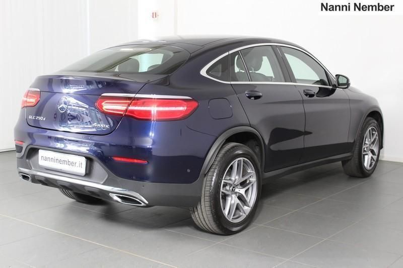 Usata Mercedes GLC250 Premium 204 CV (150 kW) 2019 Blu/azzurronero SUV