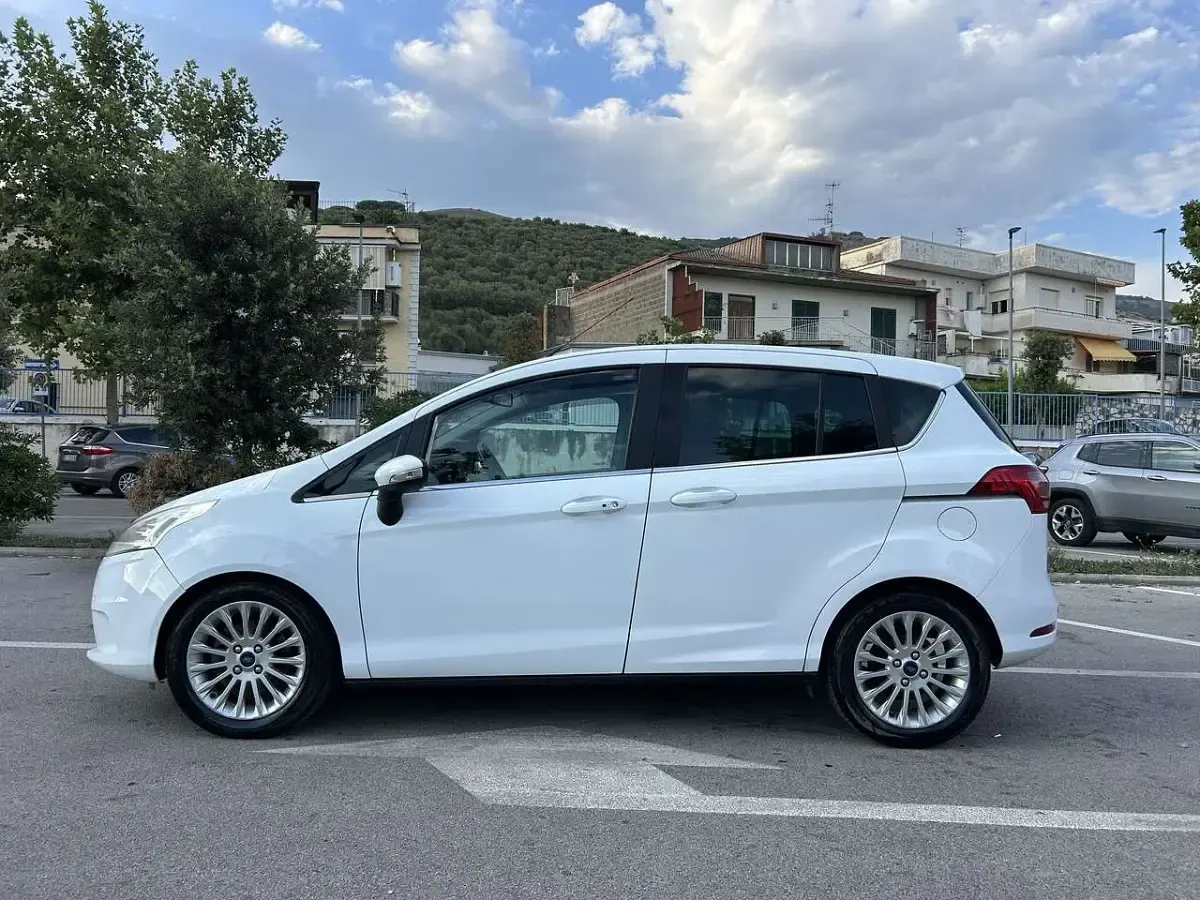 Usata Ford B-MAX Titanium 101 CV (74 kW) 2014 Other Monovolume