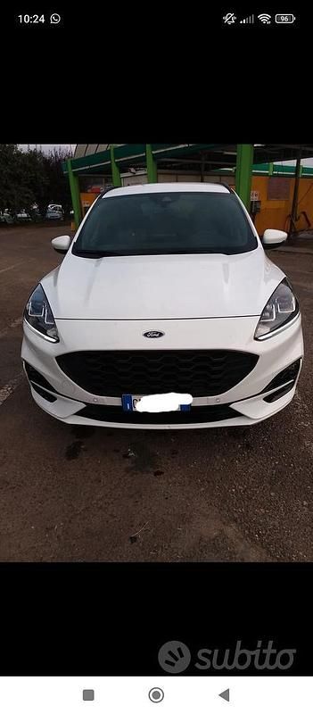 Usata Ford Kuga 150 CV (110 kW) 2023 Bianco SUV