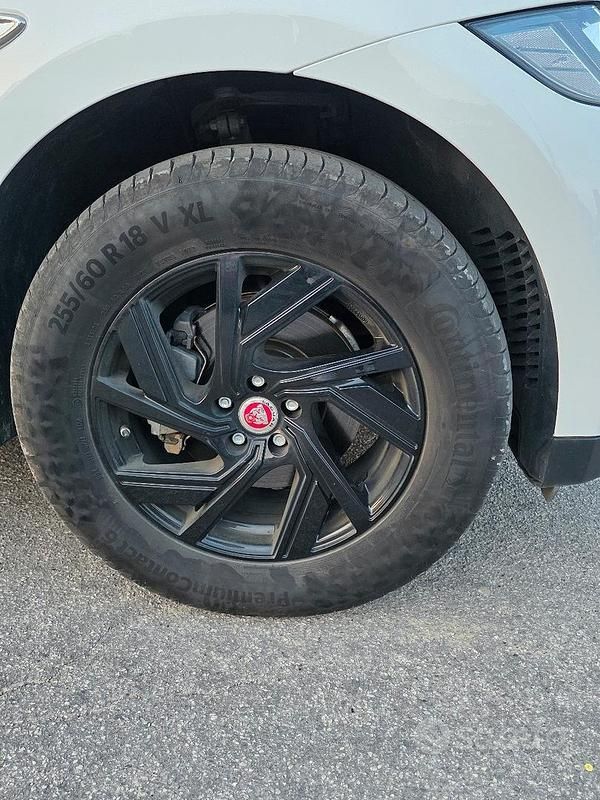 Usata Jaguar F-Pace 250 CV (183 kW) 2018 Bianco SUV