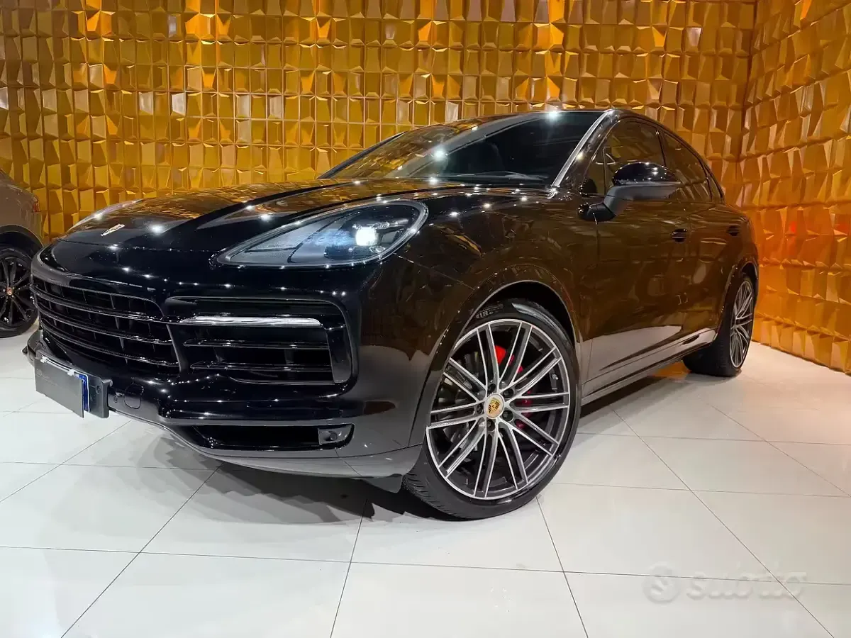Usata Porsche Cayenne Coupe 340 CV (250 kW) 2019 Nero Coupé