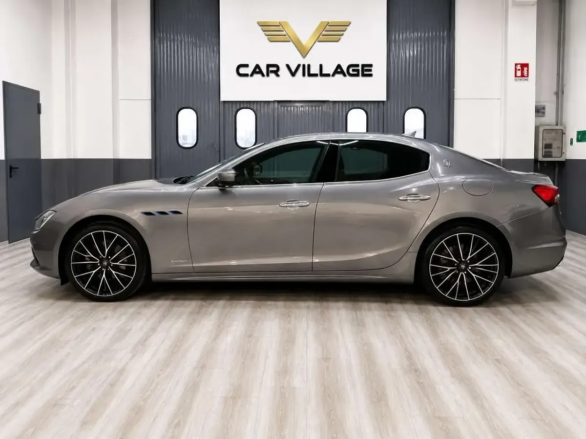 Usata Maserati GranSport 330 CV (242 kW) 2021 Grigio Berlina