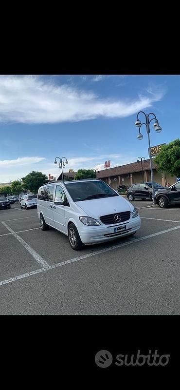 Usata Mercedes Viano 2004 Bianco Monovolume