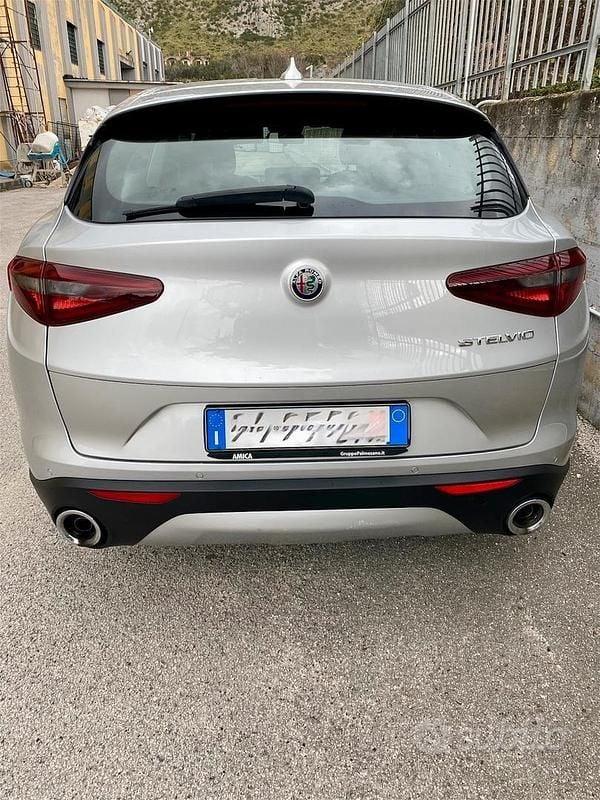 Usata Alfa Romeo Stelvio Business 190 CV (139 kW) 2020 Grigio SUV