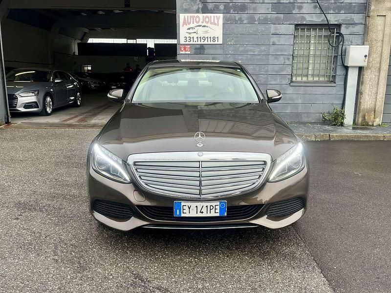 Usata Mercedes C250 204 CV (150 kW) 2015 Marrone Berlina
