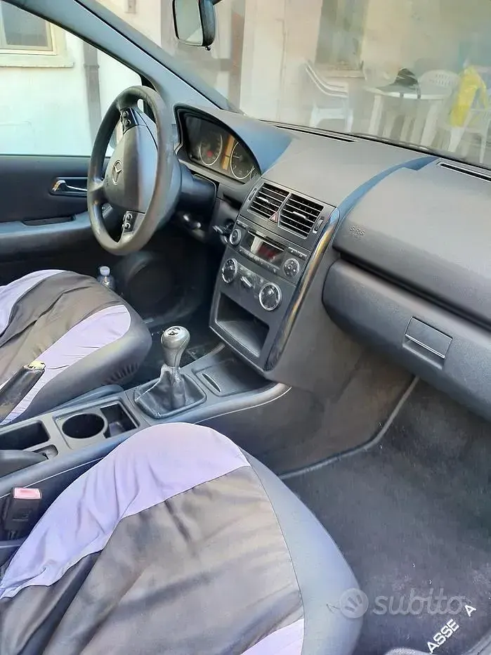 Usata Mercedes A160 82 CV (60 kW) 2007 Grigio Monovolume