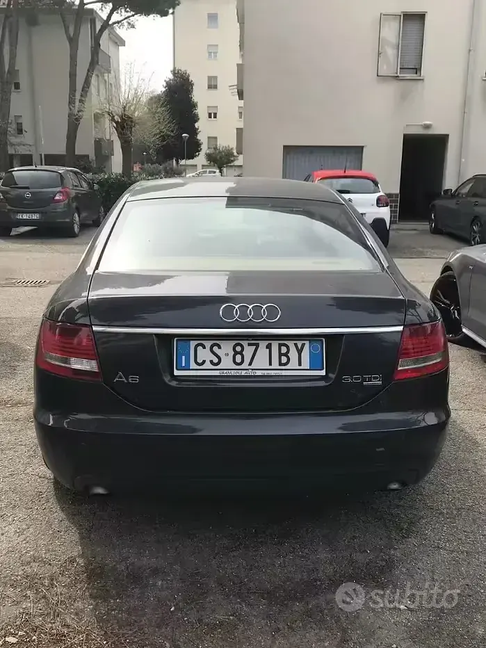 Usata Audi A6 224 CV (164 kW) 2004 Blu/azzurro Berlina