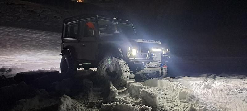 Usata Land Rover Defender 86 CV (63 kW) 2015 Bianco SUV