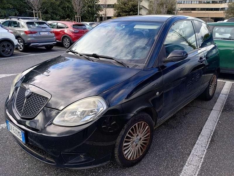 Usata Lancia Ypsilon 75 CV (55 kW) 2009 Utilitaria