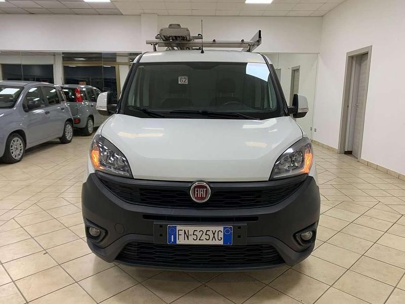 Usata Fiat Doblò 120 CV (88 kW) 2018 Bianco Monovolume