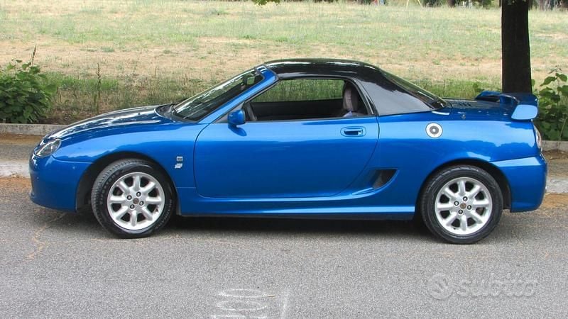 Usata MG TF 116 CV (85 kW) 2002 Blu Cabrio