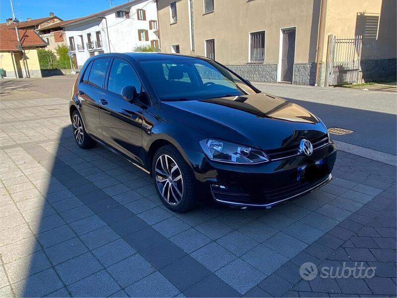 Usato 2016 VW Golf VII 1.6 Diesel 110 CV (13.000 €)