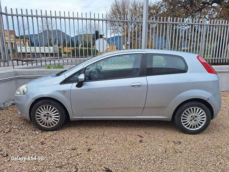 Usata Fiat Grande Punto 75 CV (55 kW) 2008 Utilitaria