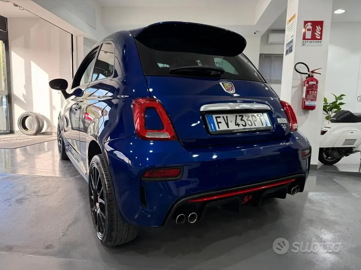 Usata Abarth 595 Pista 160 CV (117 kW) 2019 Blu/azzurro Berlina