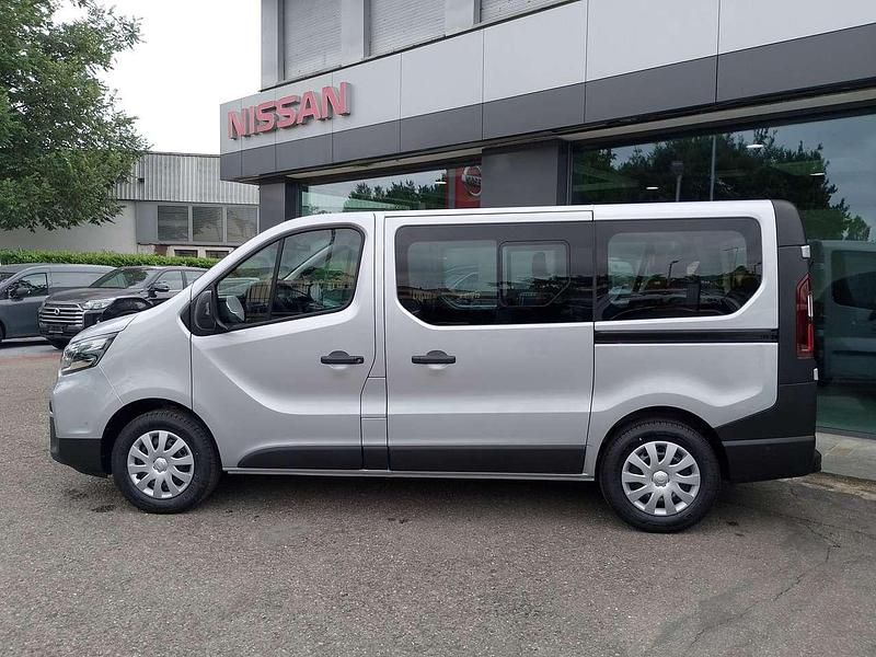 Nuova Renault Trafic 150 CV (110 kW) 2025 Argento Monovolume