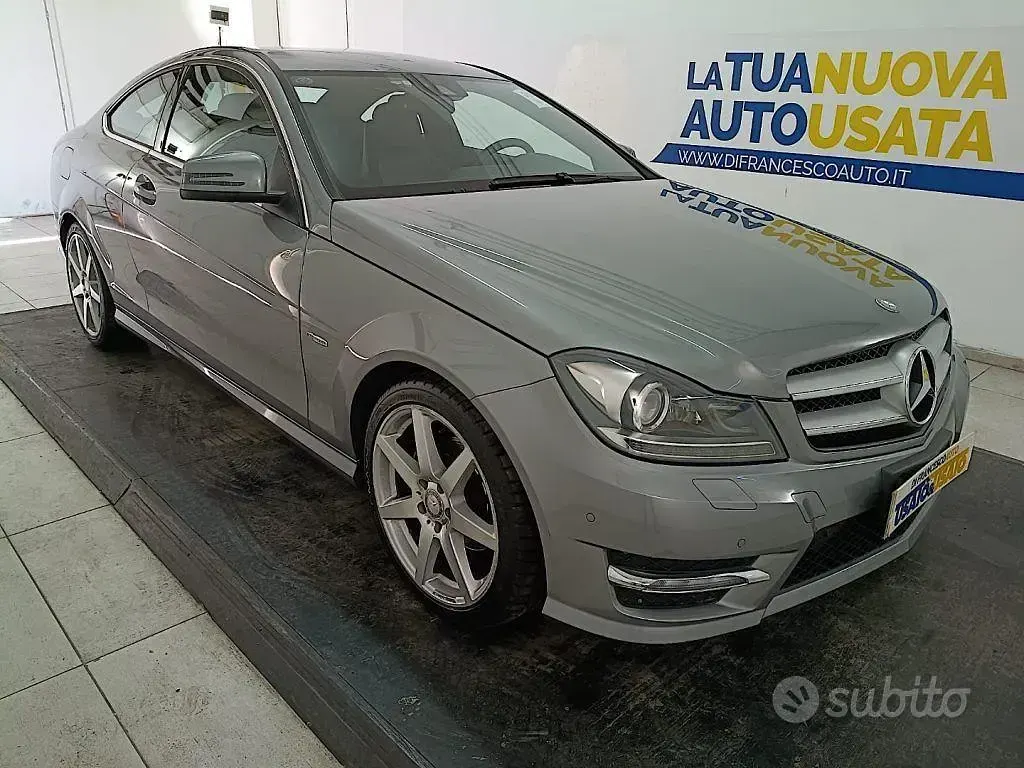 Usata Mercedes C220 Avantgarde 170 CV (125 kW) 2011 Grigio Coupé