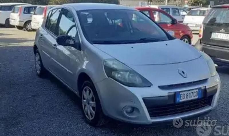Usata Renault Clio II 2010 Berlina