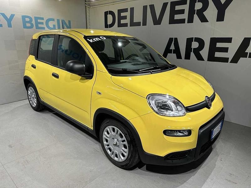 Usata Fiat Panda S 69 CV (50 kW) 2024 Giallo Utilitaria