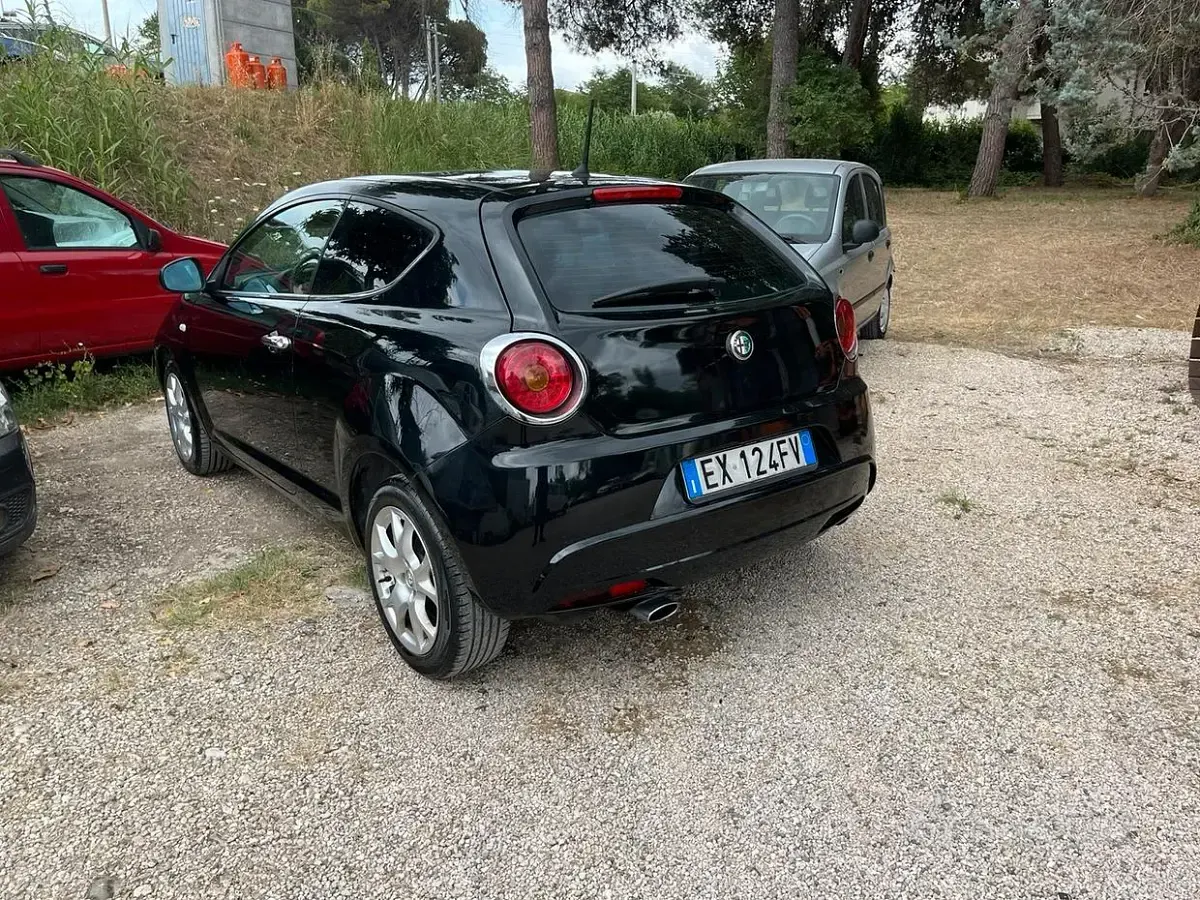 Usata Alfa Romeo MiTo 120 CV (88 kW) 2014 Nero Utilitaria