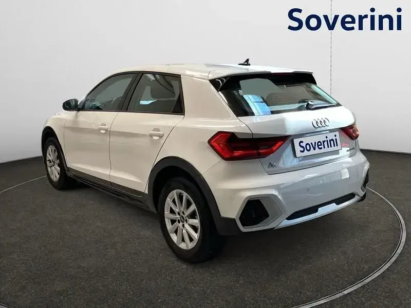 Usata Audi A1 110 CV (80 kW) 2024 Bianco SUV