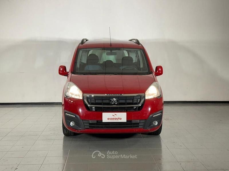 Usata Peugeot TePee Outdoor 99 CV (72 kW) 2015 Rosso Monovolume