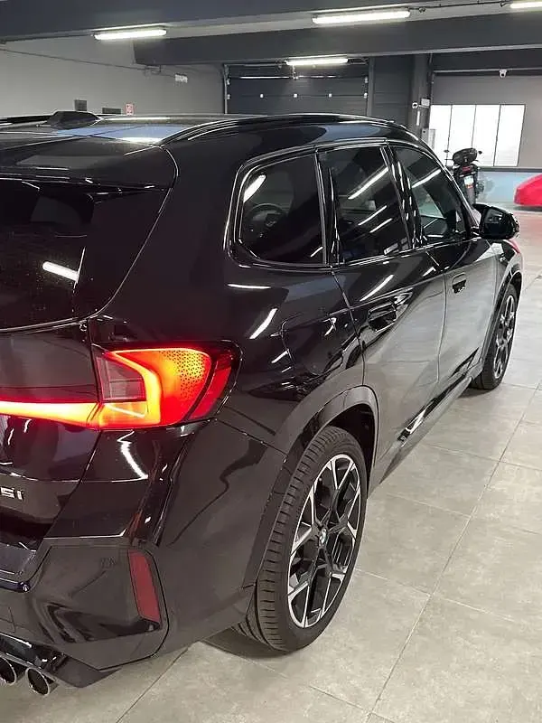 Usata BMW X1 Efficient Dynamics 300 CV (220 kW) 2025 Nero SUV