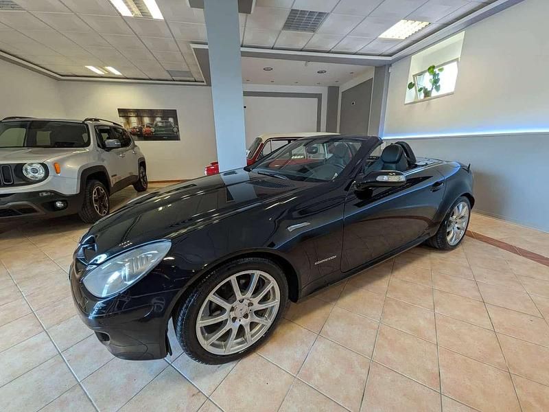 Usata Mercedes SLK200 163 CV (119 kW) 2006 Nero Cabrio