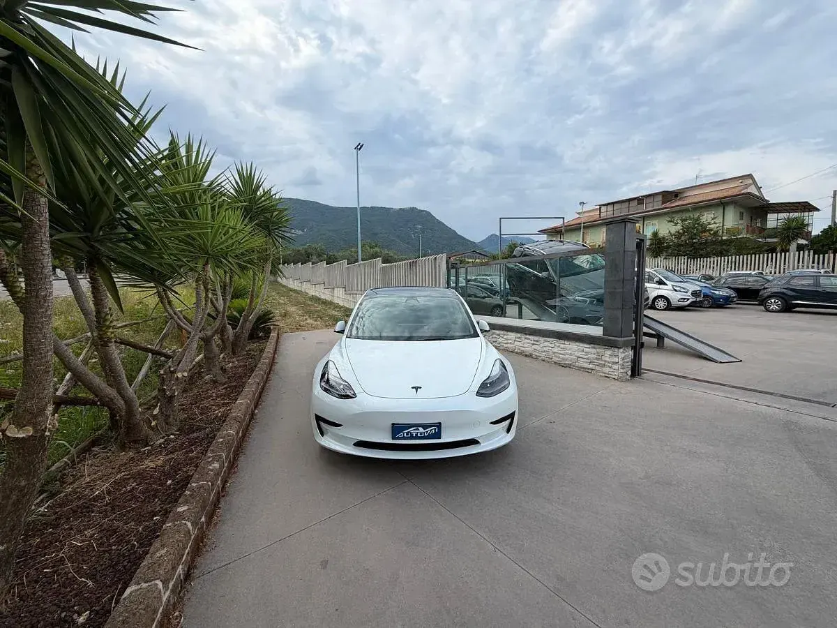 Usata Tesla Model 3 Long Range RWD 152 kW (207 CV) 2023 Berlina