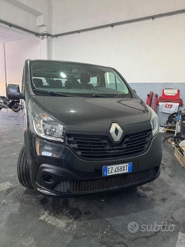 Usata Renault Trafic 110 CV (80 kW) 2016 Nero Monovolume