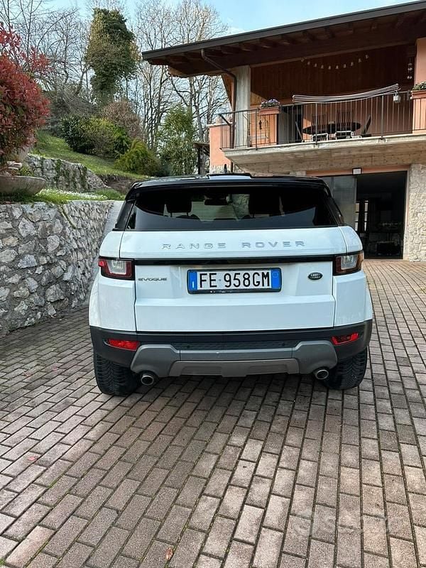 Usata Land Rover Range Rover evoque 2016 Bianco SUV