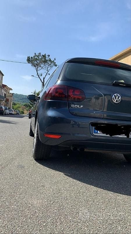 Usata VW Golf VI 140 CV (102 kW) 2009 Blu Utilitaria
