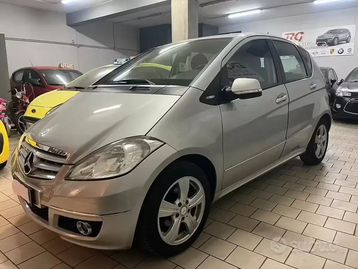 Occasion Mercedes A160 Avantgarde 95 ch (69 kW) 2010 Gris Berline