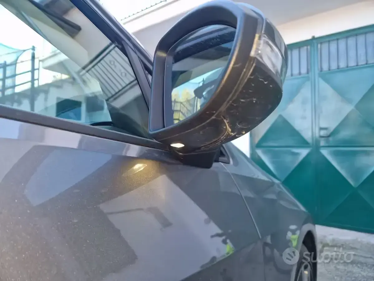 Usata VW Golf VII 110 CV (80 kW) 2016 Grigio Berlina