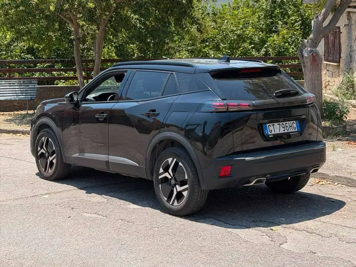 Usata Peugeot 2008 GT 131 CV (96 kW) 2024 Nero SUV