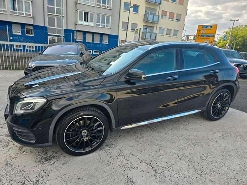 Usata Mercedes A250 Premium 224 CV (164 kW) 2020 Nero Berlina