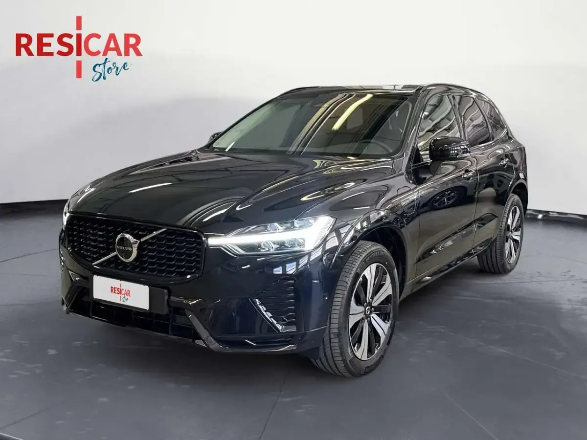 Usata Volvo XC60 Plus 253 CV (186 kW) 2025 Nero metallizzato SUV