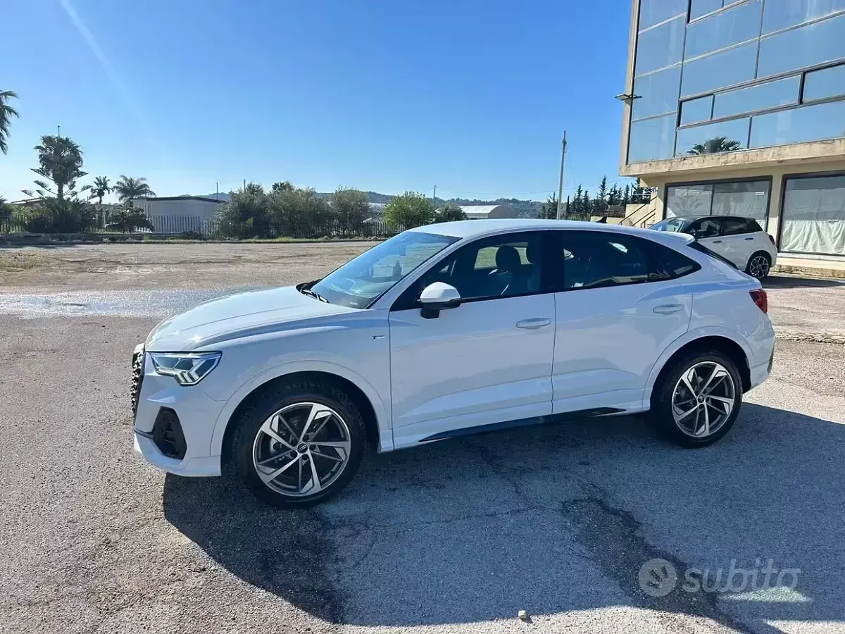 Usata Audi Q3 S-Line 150 CV (110 kW) 2023 Bianco SUV