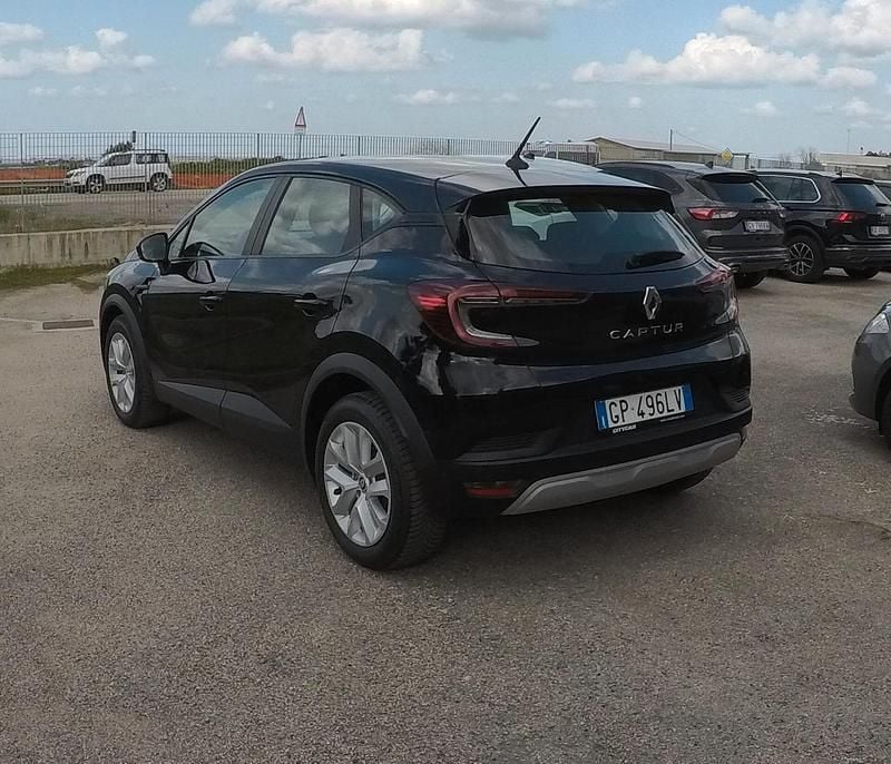 Usata Renault Captur Evolution 140 CV (102 kW) 2023 Nero SUV