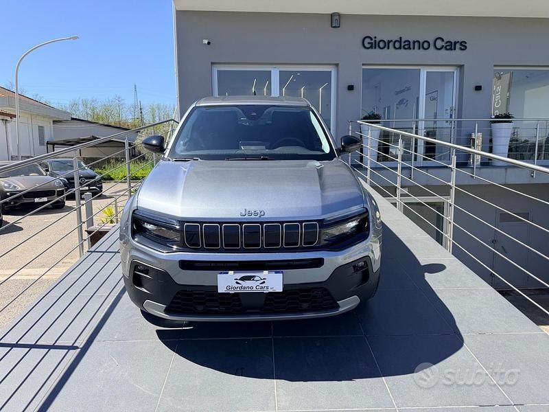 Usata Jeep Avenger Summit 101 CV (74 kW) 2025 Grigio SUV
