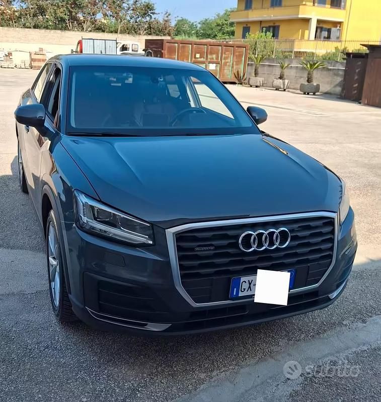 Usata Audi Q2 150 CV (110 kW) 2017 Grigio SUV