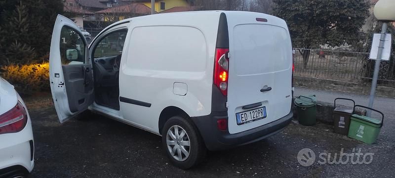 Usata Renault Kangoo Privilege 84 CV (61 kW) 2010 Monovolume