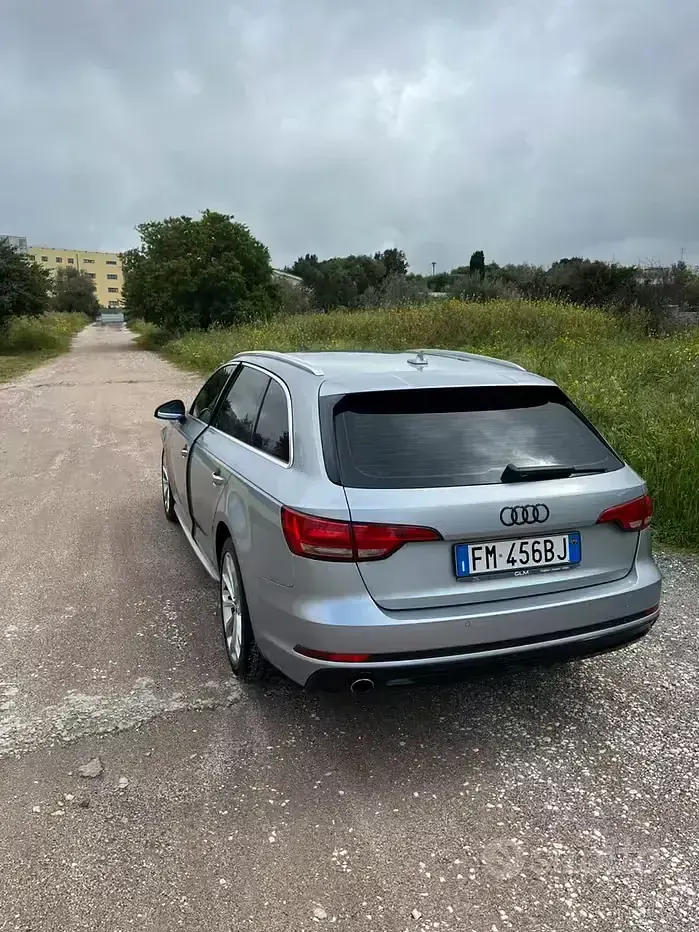 Usata Audi A4 S-Line 150 CV (110 kW) 2017 Grigio Station wagon