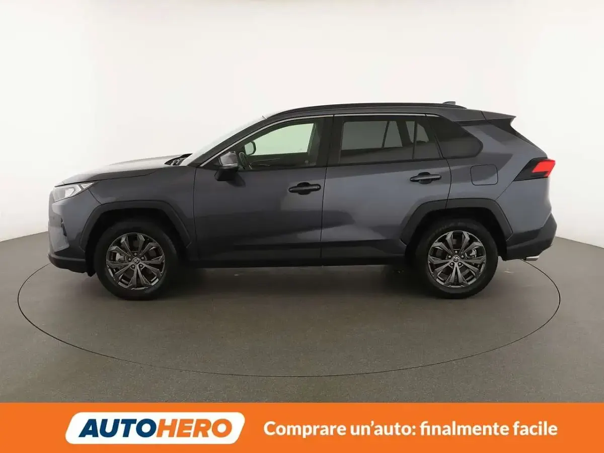 Usata Toyota RAV4 Hybrid 222 CV (163 kW) 2022 Grigio SUV