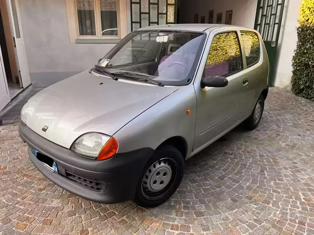 Usata Fiat 600 Young 39 CV (28 kW) 1999 Grigio Utilitaria