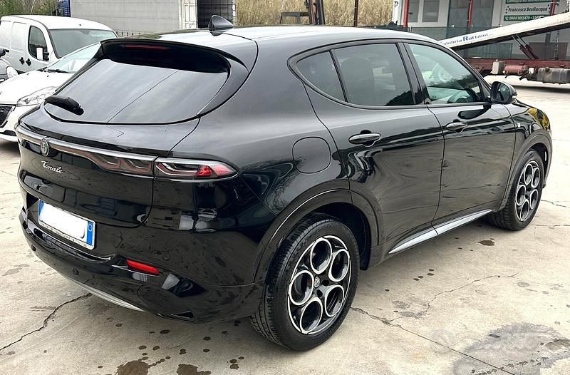 Usata Alfa Romeo Tonale Ti 130 CV (95 kW) 2023 Nero SUV
