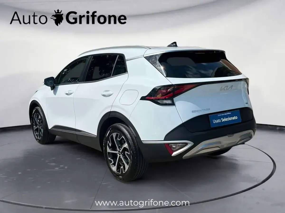 Usata Kia Sportage Style 230 CV (169 kW) 2023 Bianco SUV